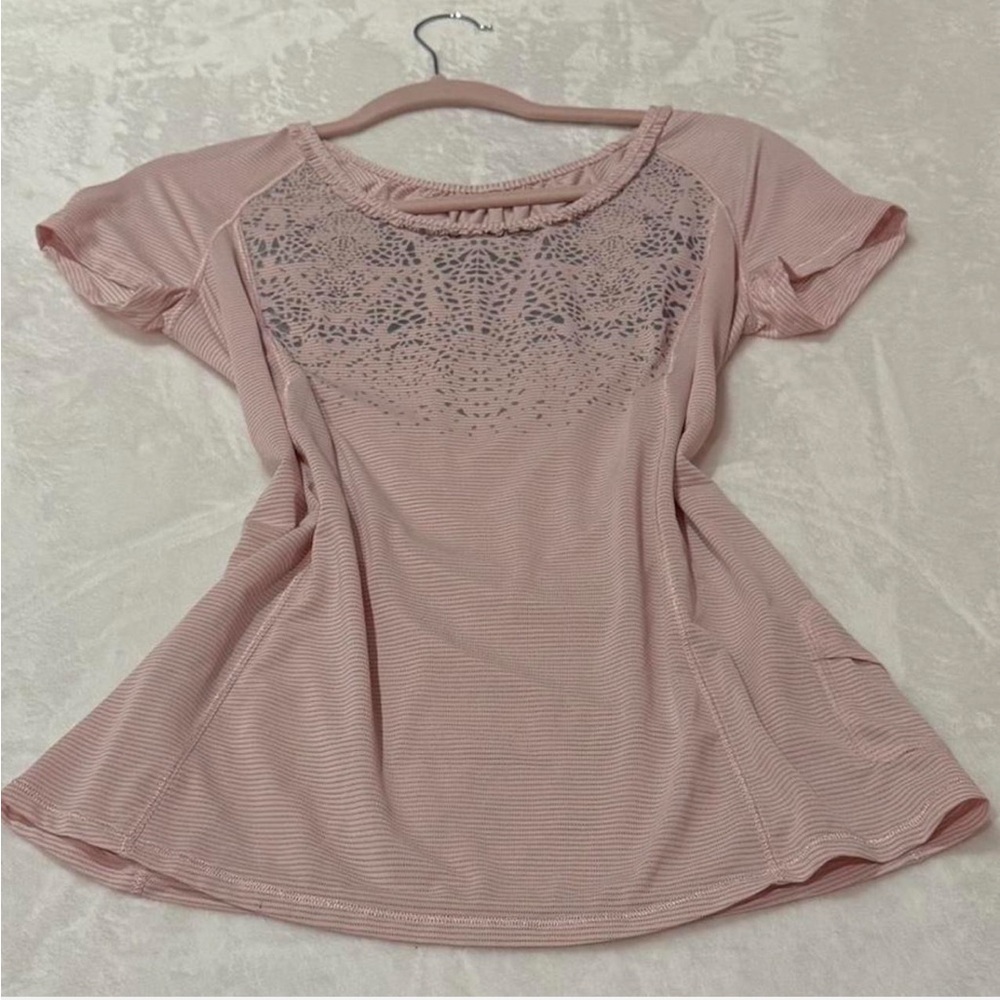Vintage Deadstock y2k lululemon Pink Detail Women's Top